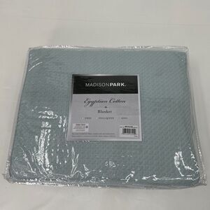 NWT Madison Park MP51N-6189 Blue Textured Pattern King Blanket